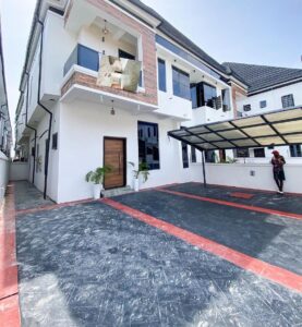 4 Bedroom Semidetached Duplex with BQ