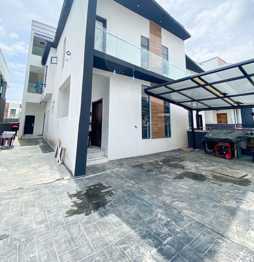 4 Bedroom Semi Detached Duplex