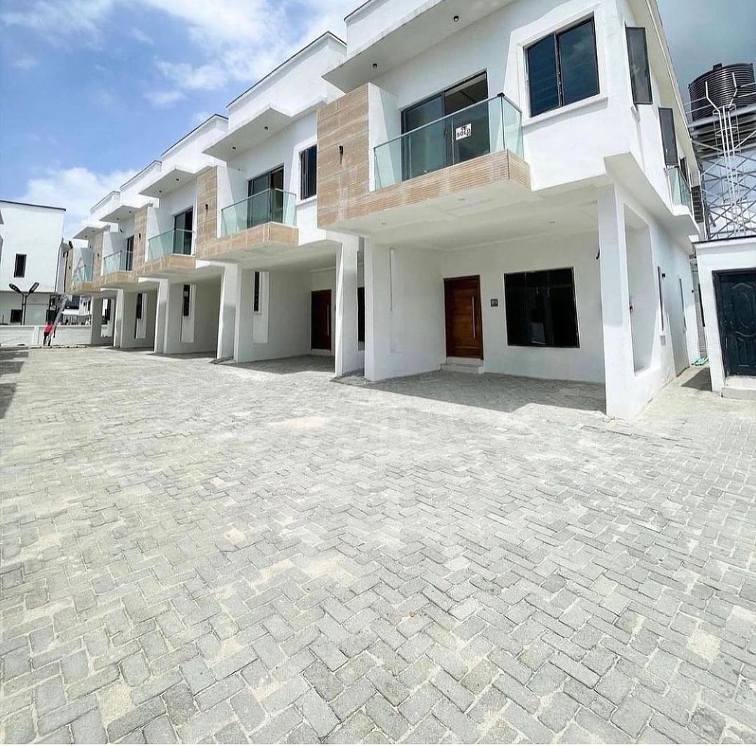 Spacious 4 Bedroom Terrace Duplex