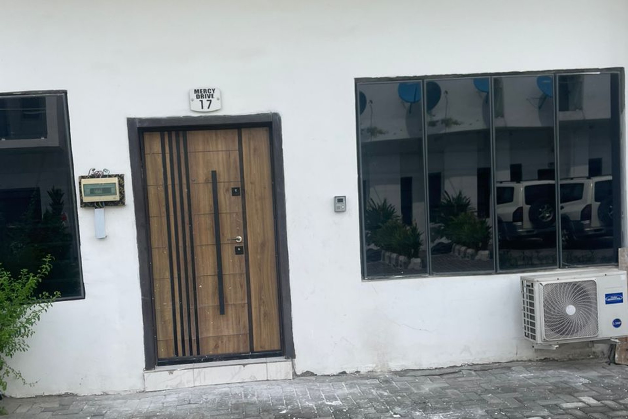 Fully Furnished Studio Apartment in Lekki