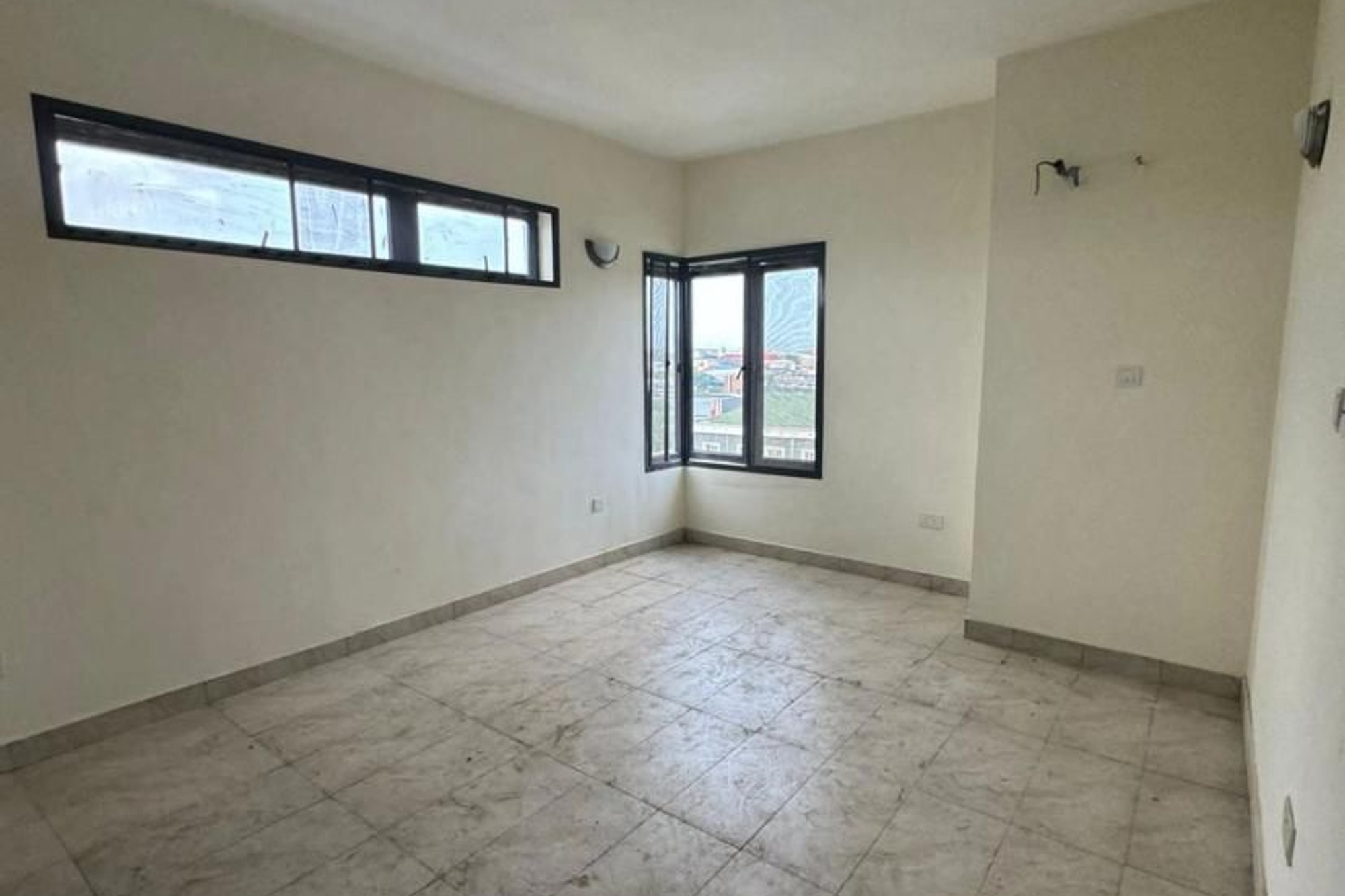 Serviced 3 Bedroom Apartment with BQ For Rent
