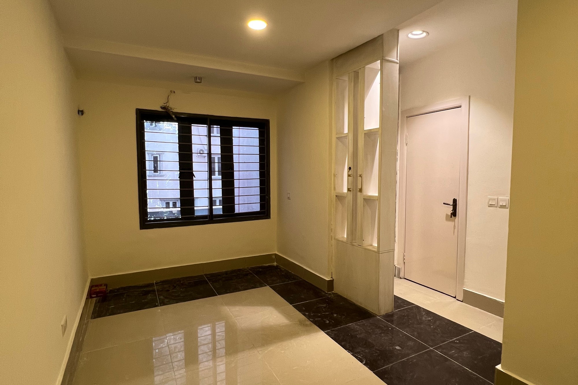 Three Units of 2 Bedroom Flats To Let – Ideal Investment